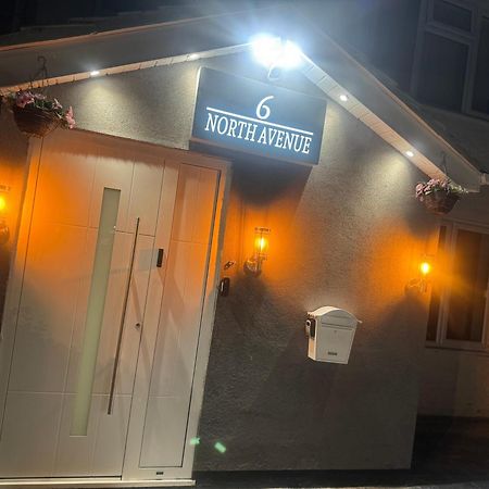 North Avenue Guest House Ltd, Heathrow Airport-Free Parking Hayes  Exterior photo